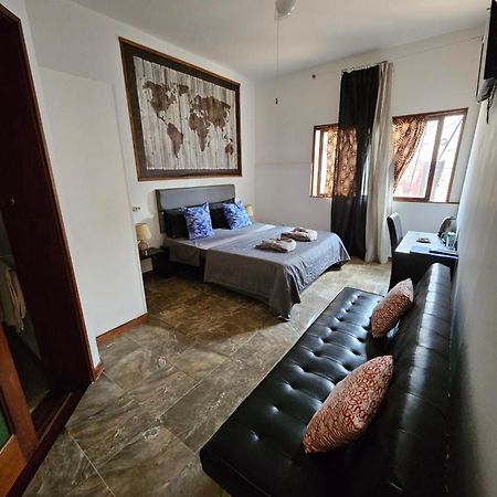 סנטה מריה Blue Eagle Guesthouse - Casa De Hospedes מראה חיצוני תמונה